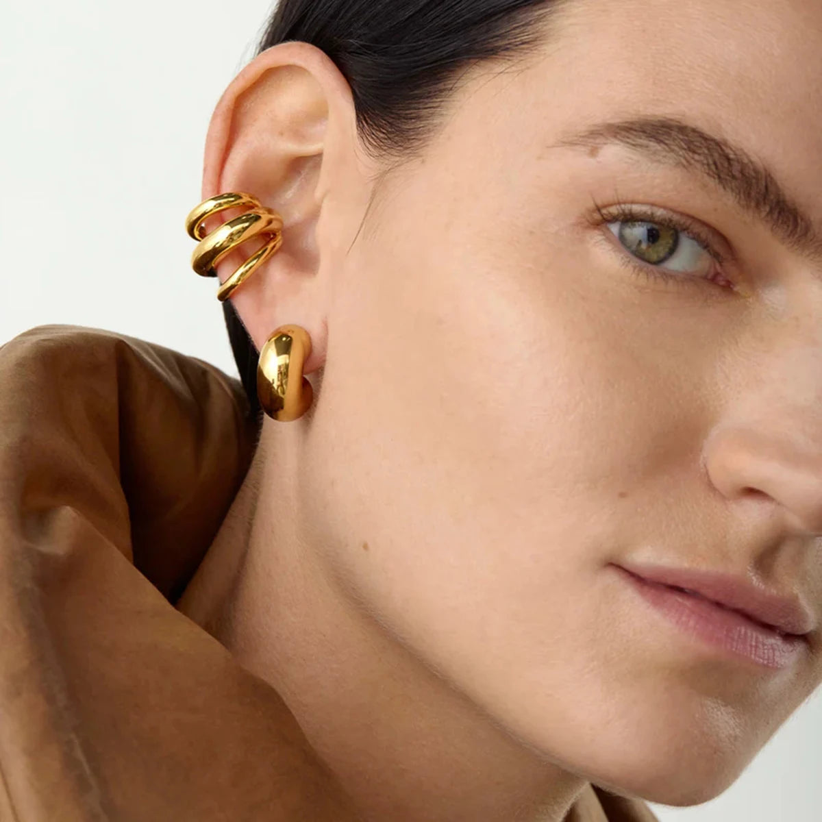 Modern Western Statement: Bold Gold Spiral Ear Cuff