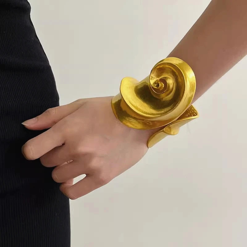 Luxury Spiral Gold and Silver Bangle - Bold Two-Tone Fashion Bracelet