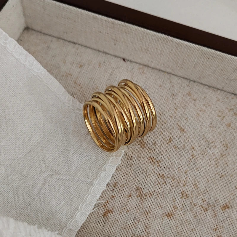 Spiral Multilayered Ring